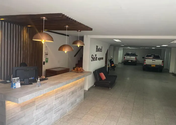 Hotel Sie7e Express